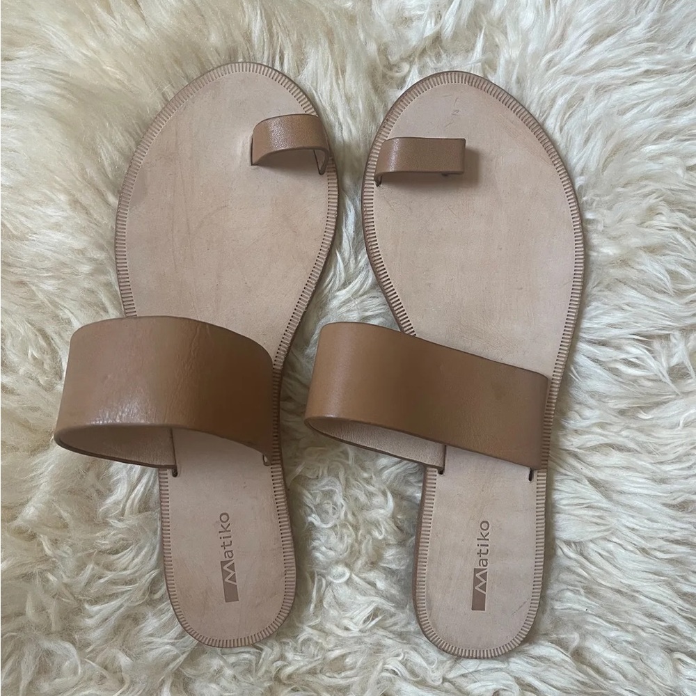 Matiko Women's Tan Sandals